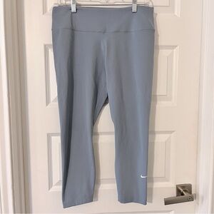 Nike Capri Length Leggings